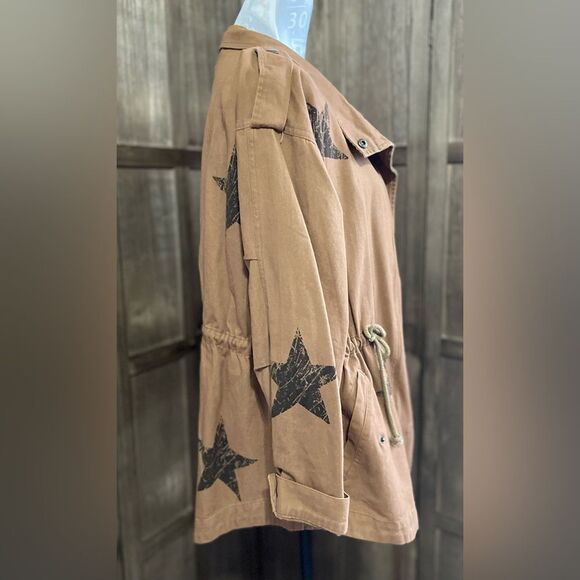 Women’s ODDY Tan Star Hooded Jacket. - Picture 5 of 8